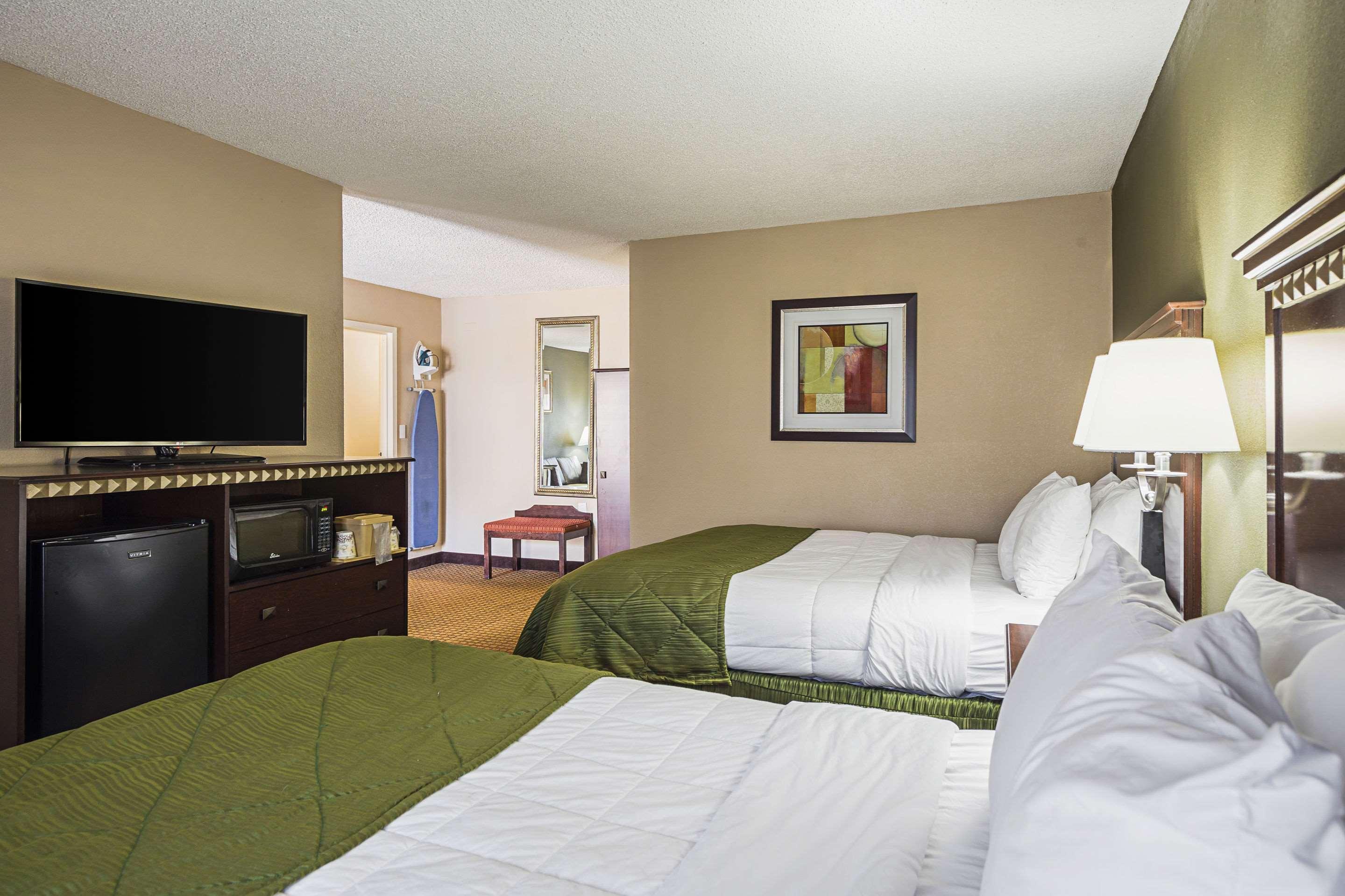 Quality Inn & Suites Greenville - Haywood Mall Exteriér fotografie