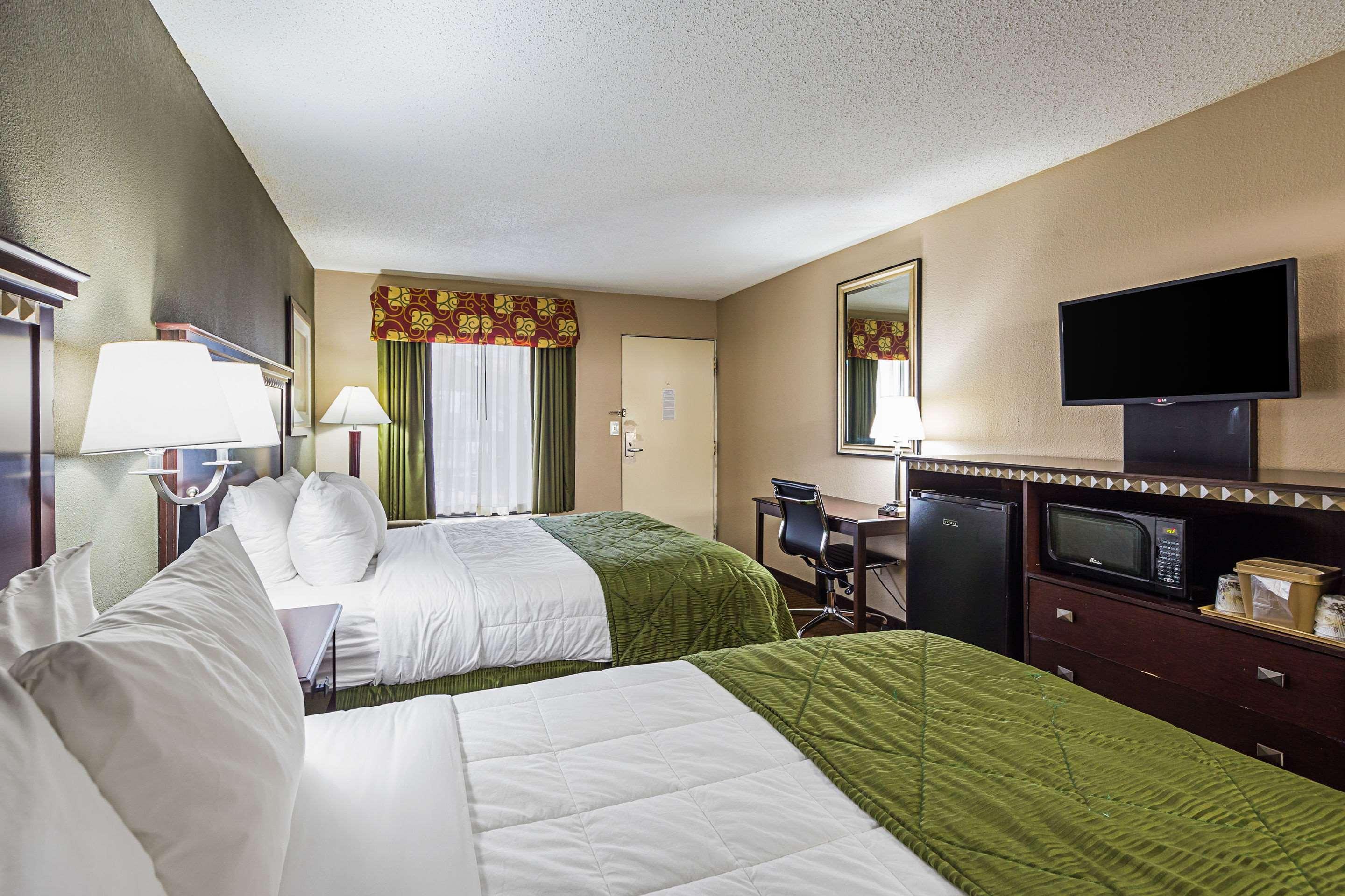 Quality Inn & Suites Greenville - Haywood Mall Exteriér fotografie