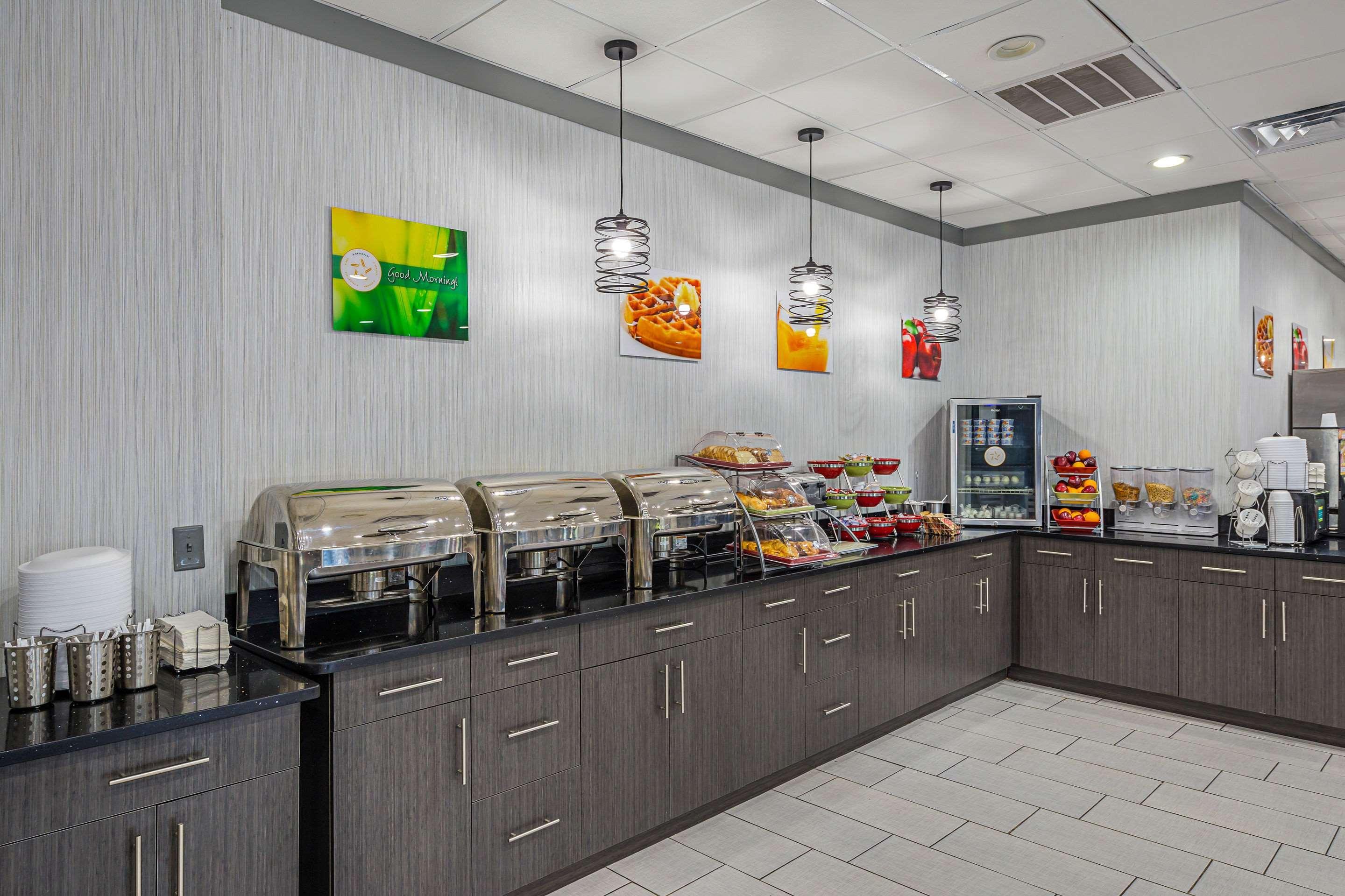 Quality Inn & Suites Greenville - Haywood Mall Exteriér fotografie