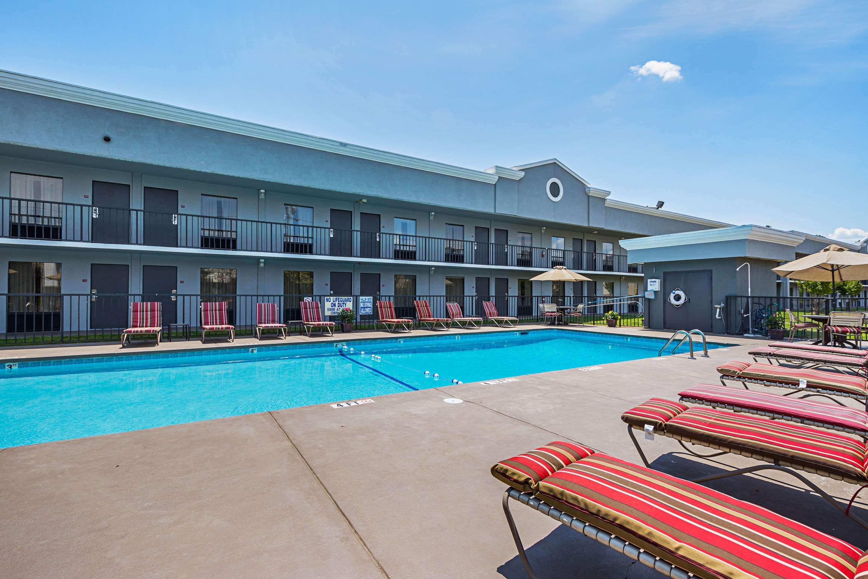 Quality Inn & Suites Greenville - Haywood Mall Exteriér fotografie