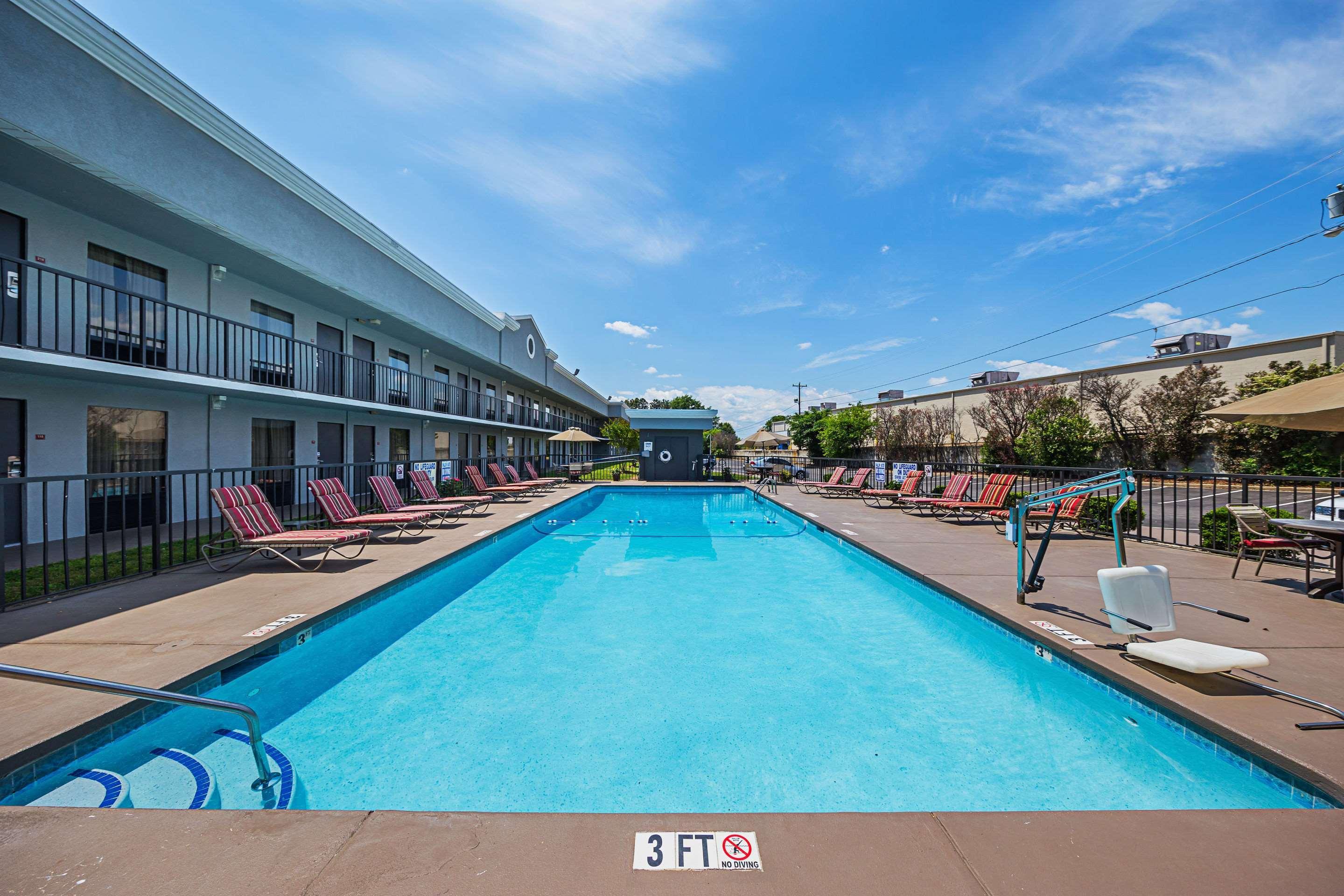 Quality Inn & Suites Greenville - Haywood Mall Exteriér fotografie