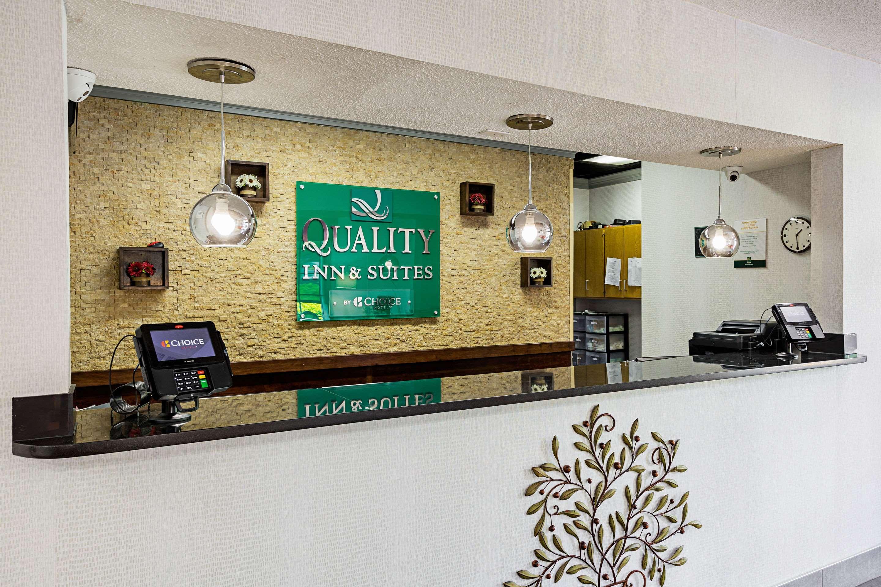 Quality Inn & Suites Greenville - Haywood Mall Exteriér fotografie